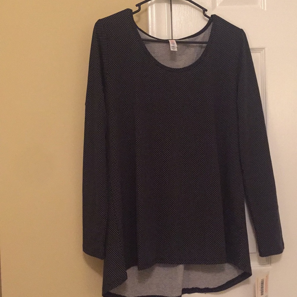 Lularoe long sleeve Lynnae Medium Black with cream